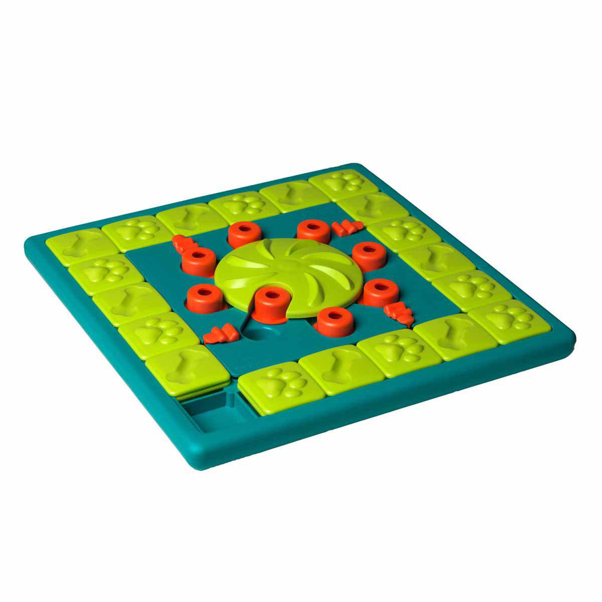 53179843739977_image1
